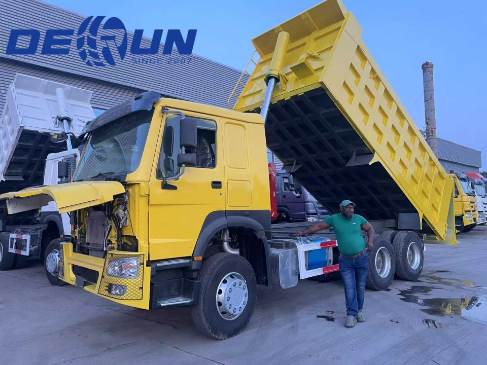 Gabon ၏ဖောက်သည်သည် Sinotruk စက်ရုံသို့လာရောက်လည်ပတ်ခဲ့သည်