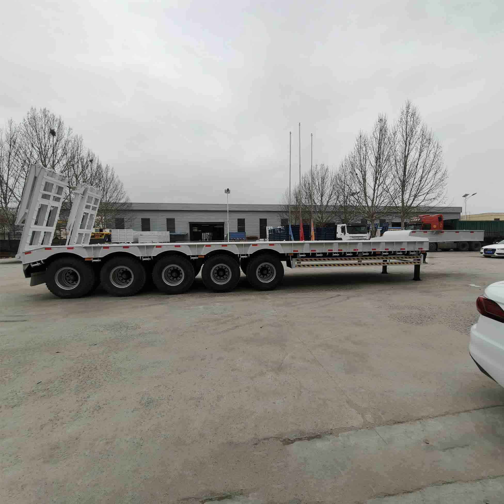 Lowbed Trailer တွင်ကုန်ပစ္စည်းများကိုမည်သို့ကောင်းမွန်စွာ 0 န်ဆောင်မှုပေးသနည်း
