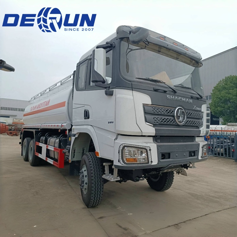 Shacman X3000 6x4 အလူမီနီယမ်အလွိုင်းရေနံတင်သင်္ဘောထရပ်ကား